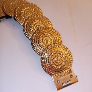 Boho VTG 80's Gold Coin Medallion Belt Stretch Retro 42" Long Metal 70's